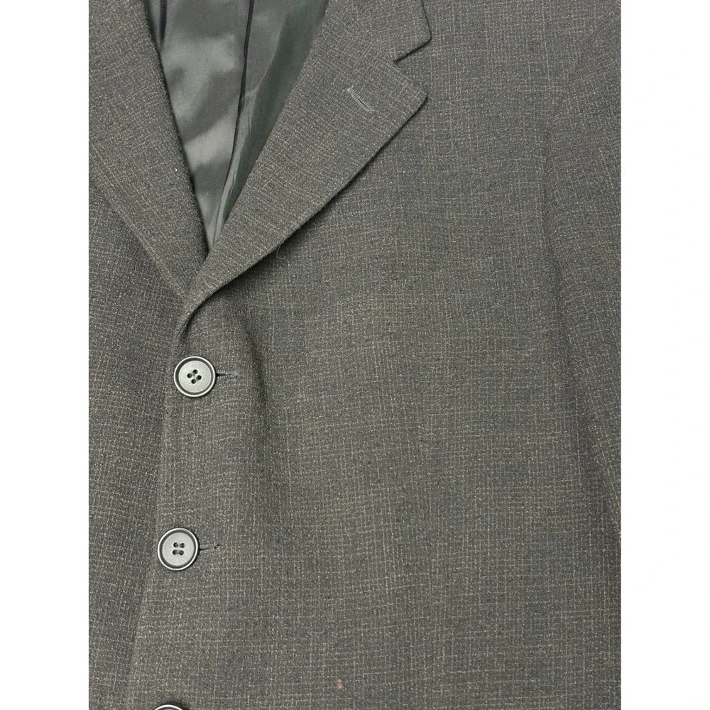 Giorgio Armani step into